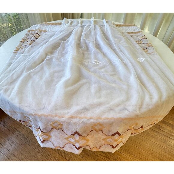 Vintage 70s curtain, white mesh, brown tan embroidered groovy pattern, pleated - Picture 6 of 10